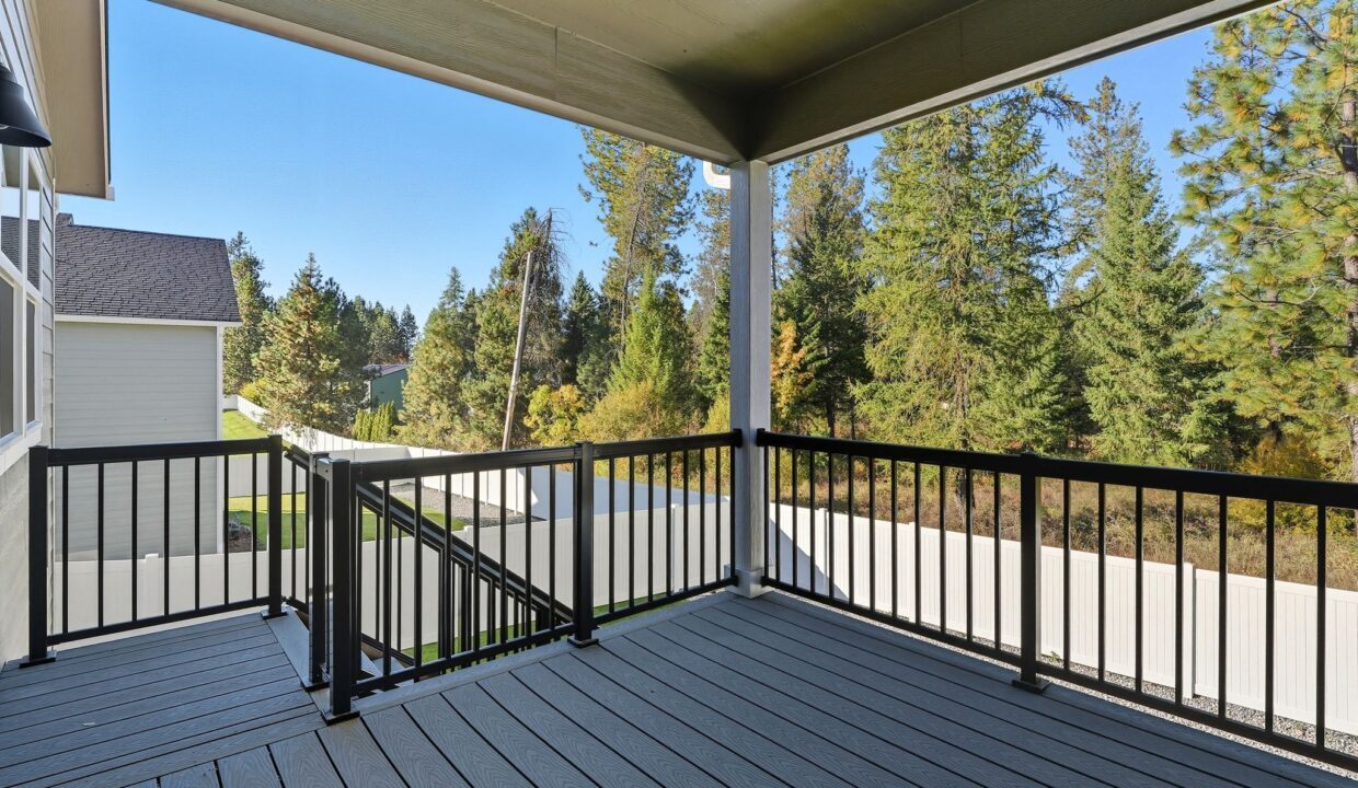 Inside-Spokane-Arcadia-36