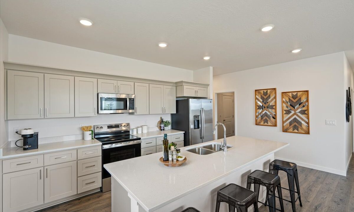 12-Kitchen