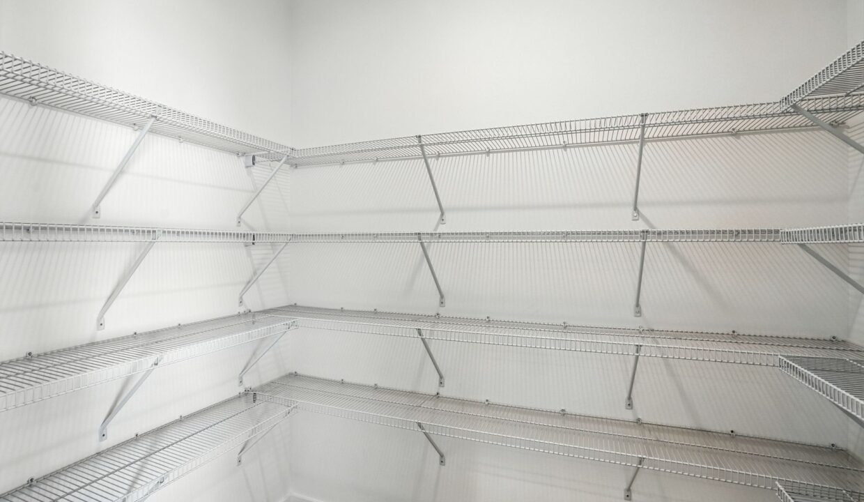 Inside-Spokane-12th-12