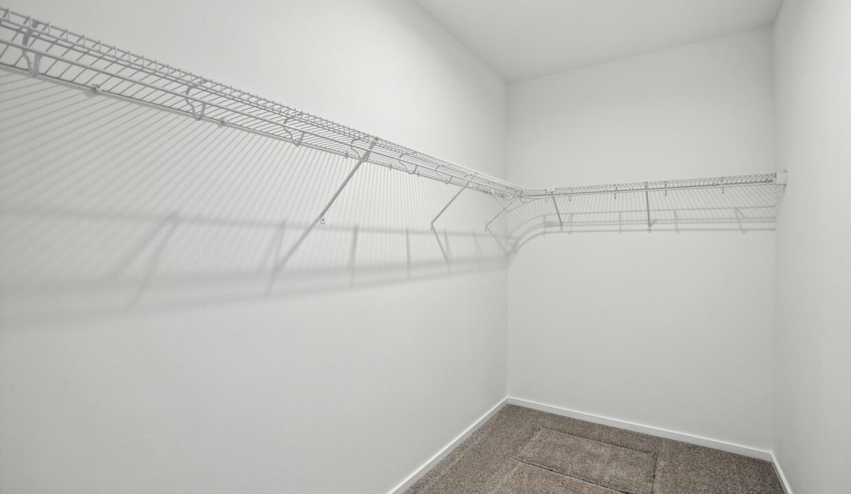 Inside-Spokane-12th-16