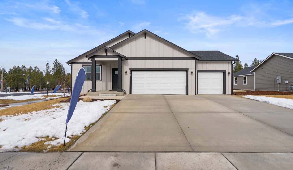 01-Front of home