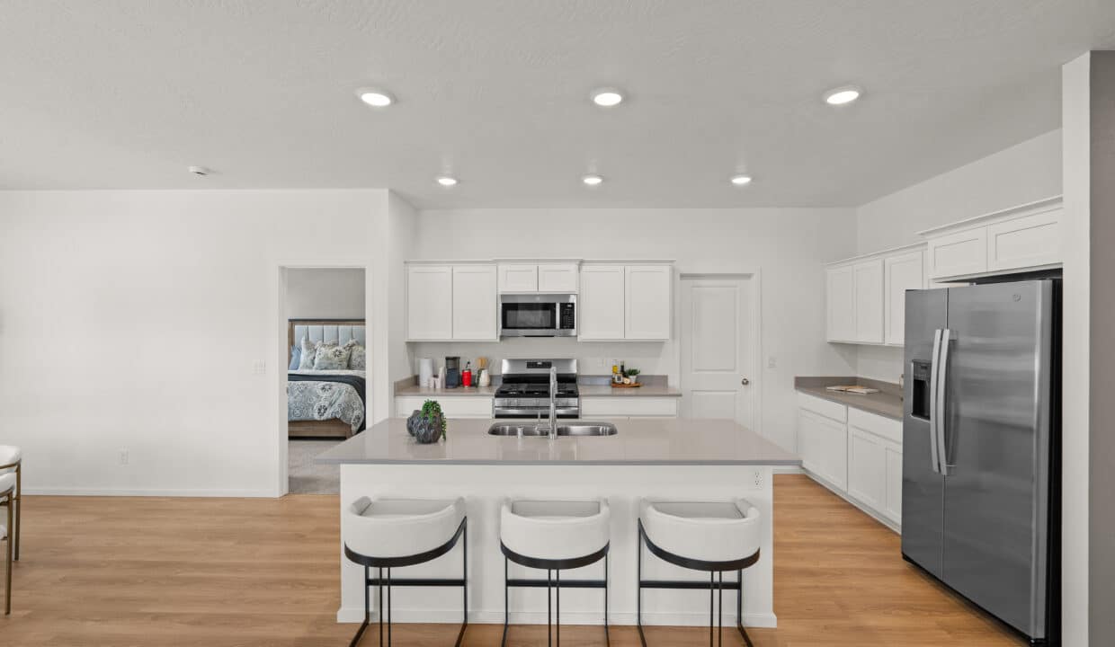 10-Kitchen