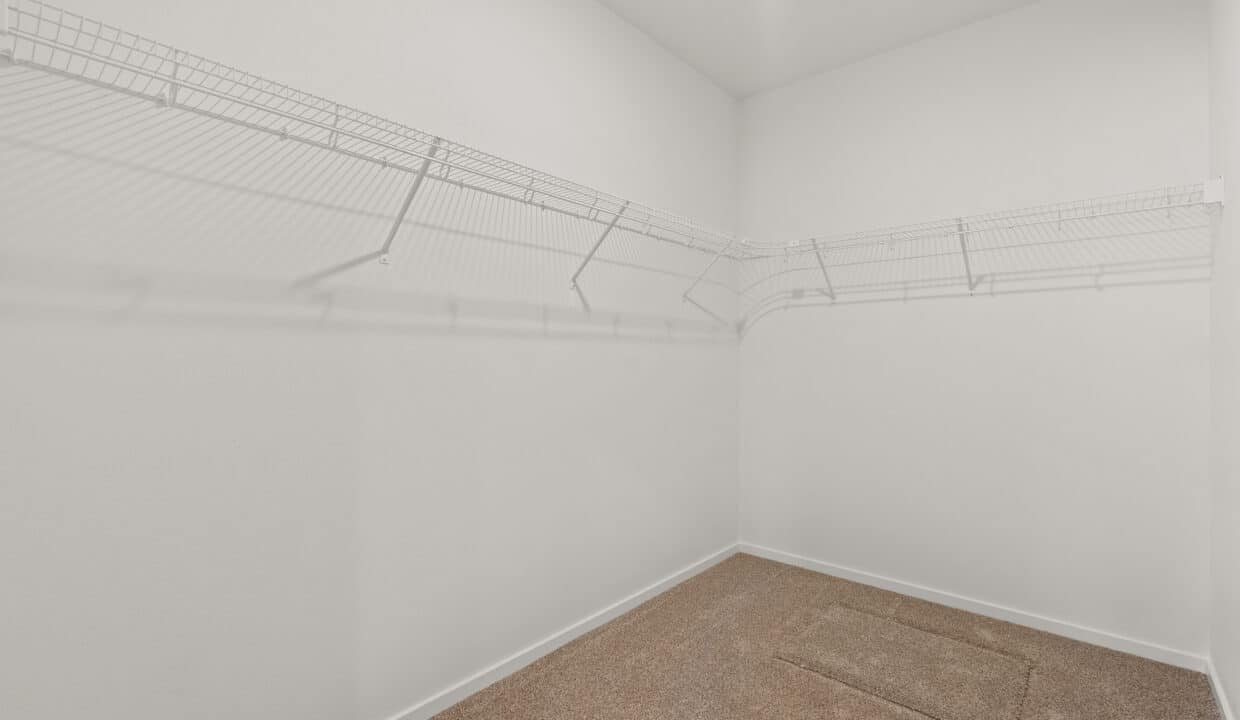 20-Primary closet
