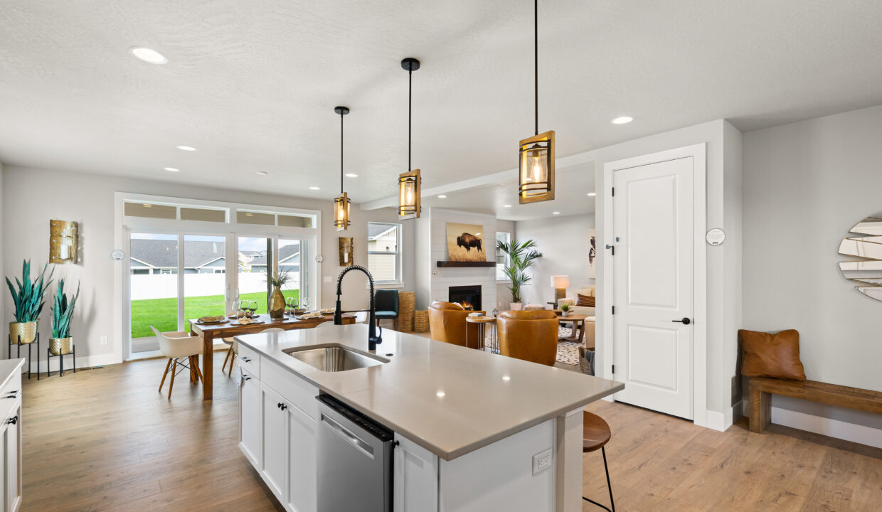 14-Kitchen