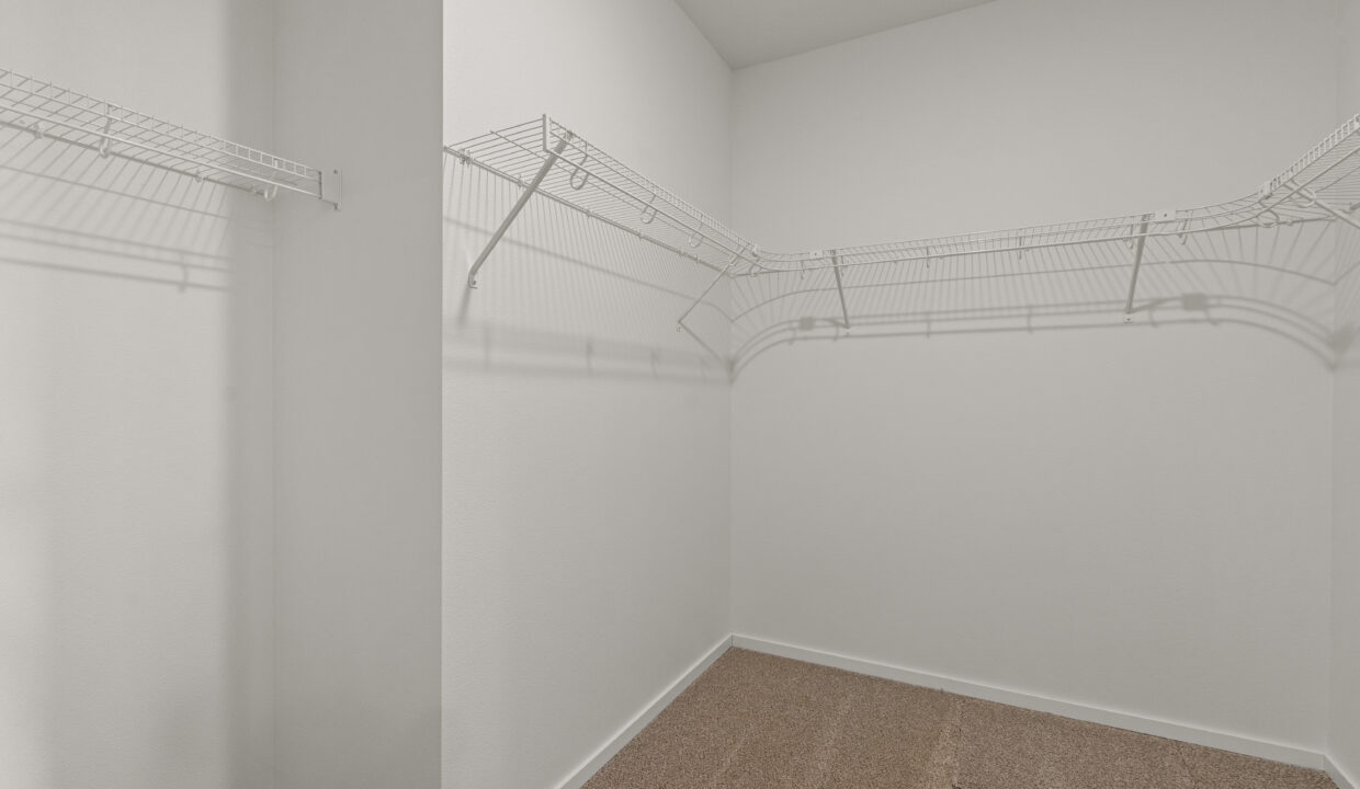 26-Primary closet