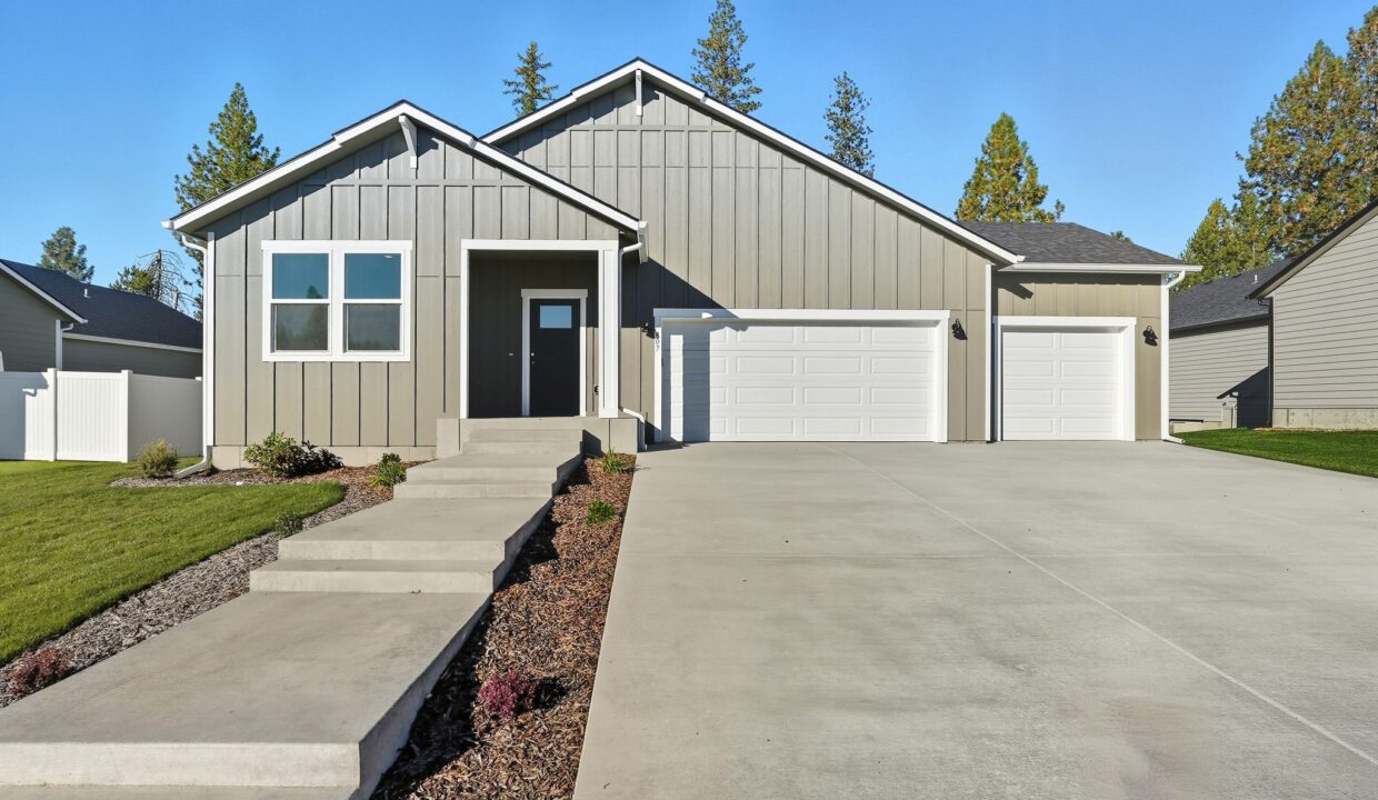 Inside-Spokane-Arcadia-1