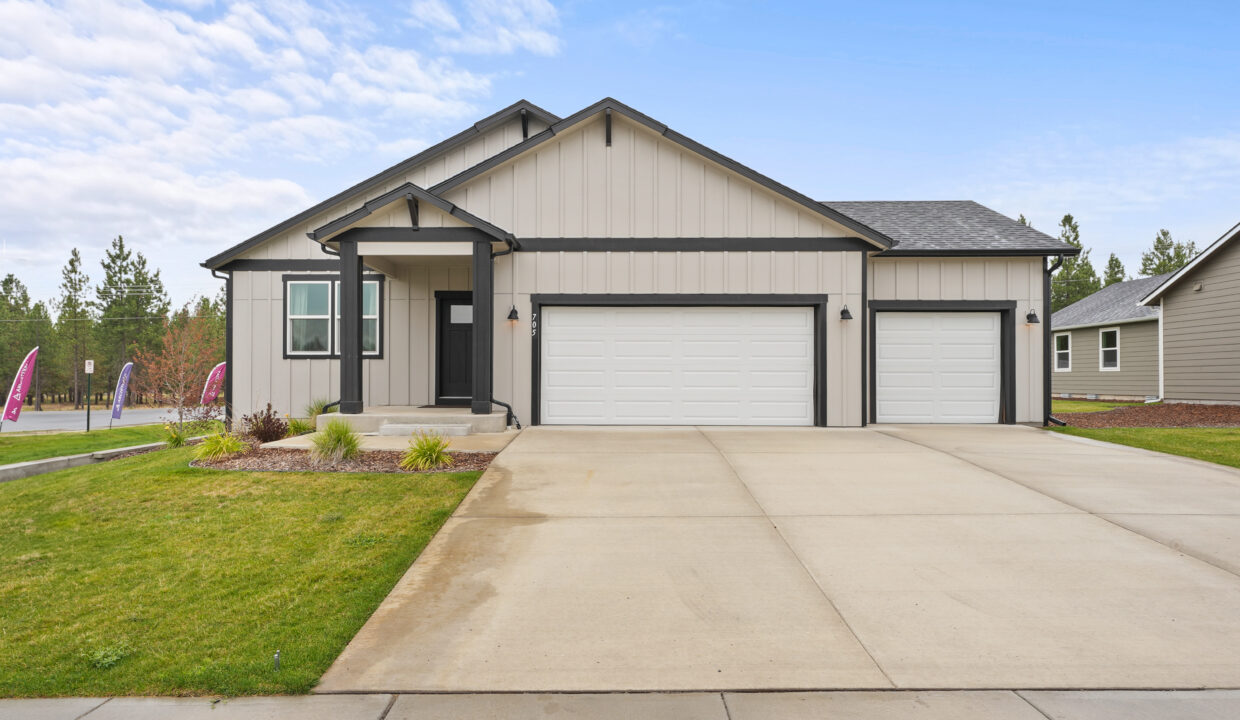 Inside-Spokane-5th-1