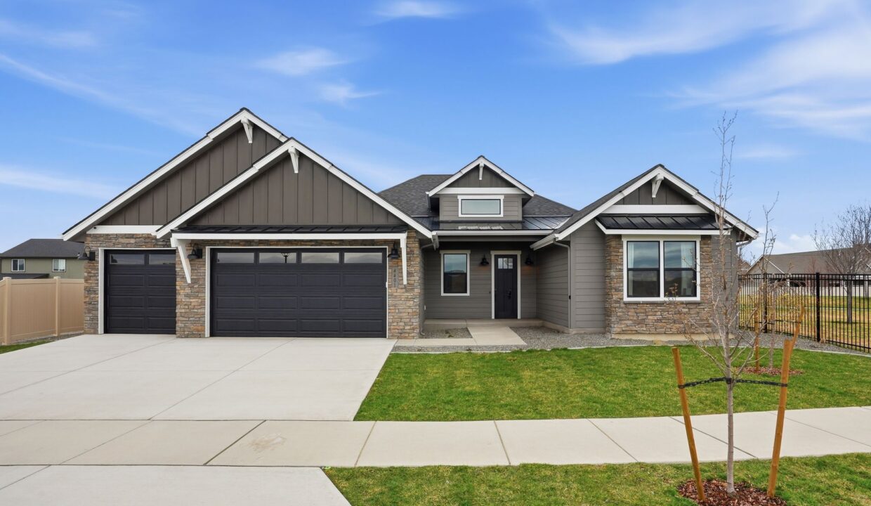 Inside-Media-Andesite-1